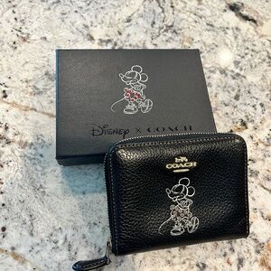 Coach X Disney Special Edition Minnie Mouse Black Leather Wallet